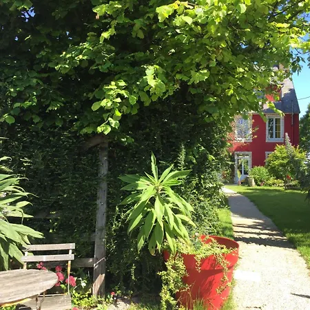 L'ermitage Сен-Вааст-ла-Уг