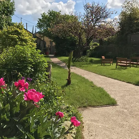 Bed and breakfast L'ermitage 3*